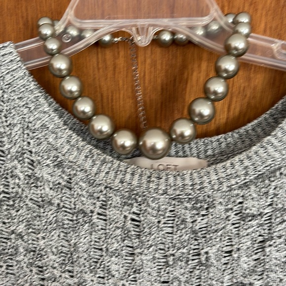 This looks like Banana Republic but it doesn’t have their tag. - Picture 1 of 2